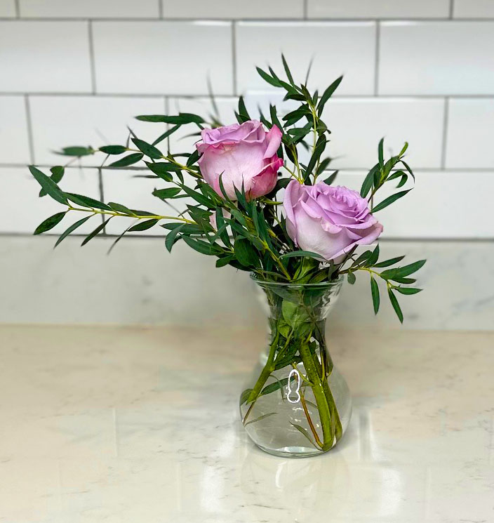 lavender roses, leftover flowers, broken flowers, Bonus Bouquet mini vase