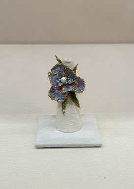 Blue and purple flower ring, PHS 2024 Flower Show, Botanical Arts, Katherine Ann Renfrew, Vibrant bloom