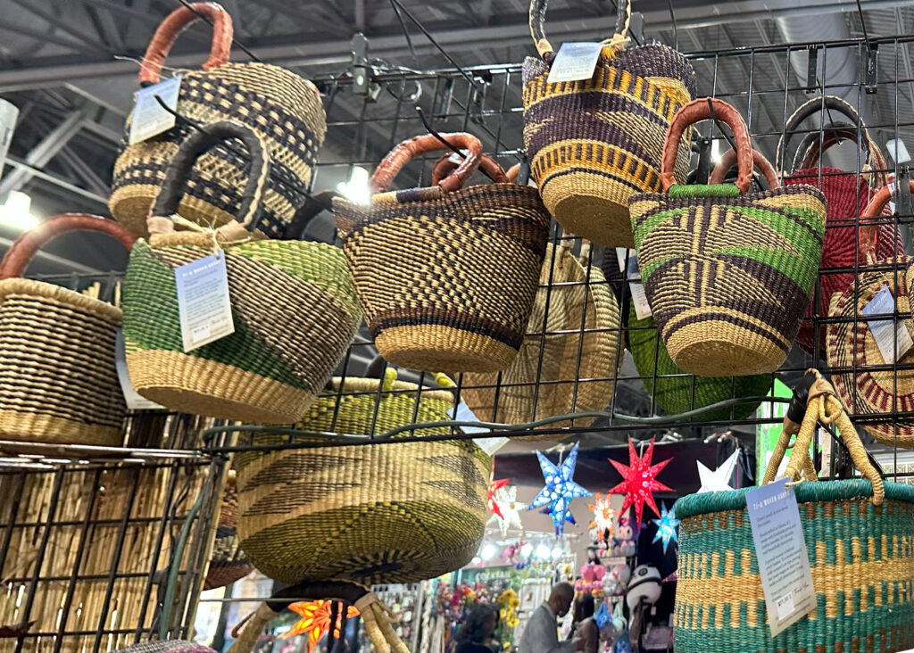 Ghana handcrafted woven baskets, Kinkanhe grass and leather handles, vivid color woven baskets and planters